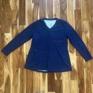 Lulu B textured thermal v-neck l/s shirt